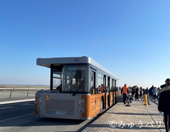[みゅう]バスで行く 日帰りモンサンミッシェルツアー♬ みゅうパリブログ｜オプショナルツアー・現地ツアーの[みゅう]